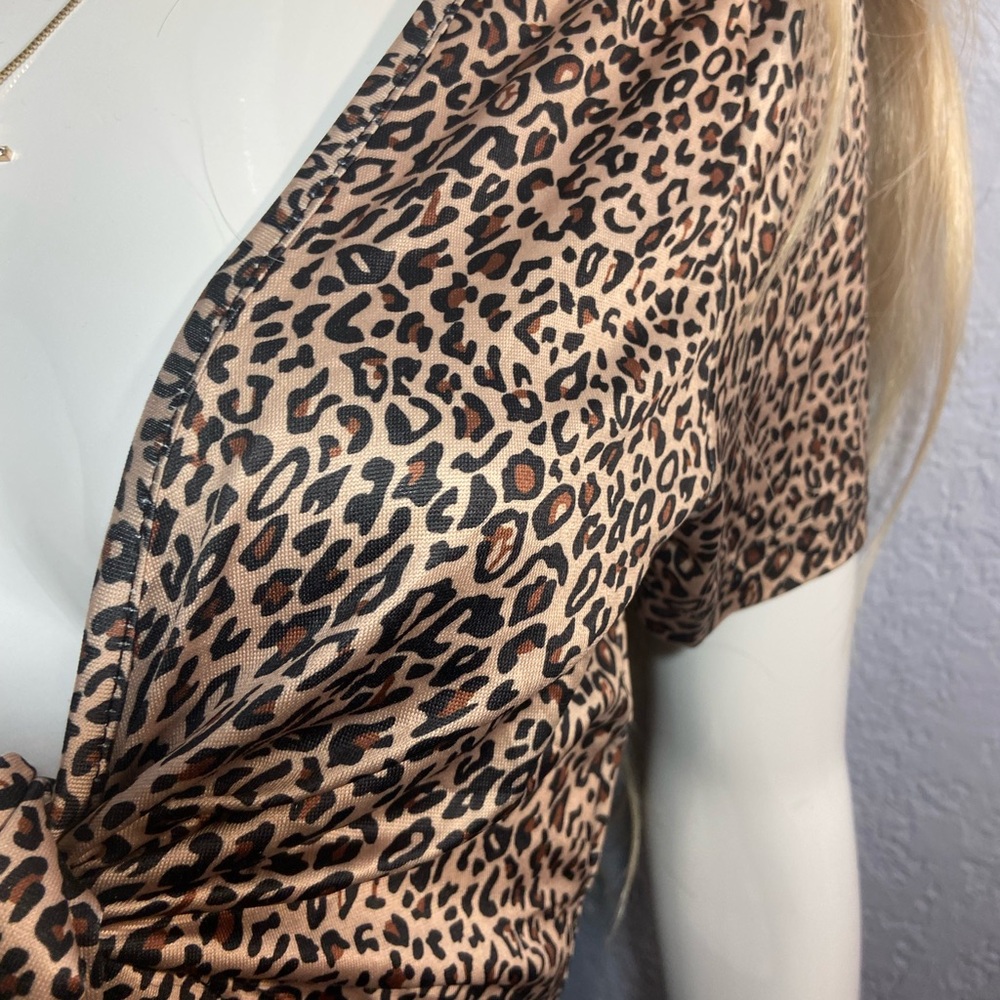Leopard print satin women’s top by SHEIN - Picture 5 of 7